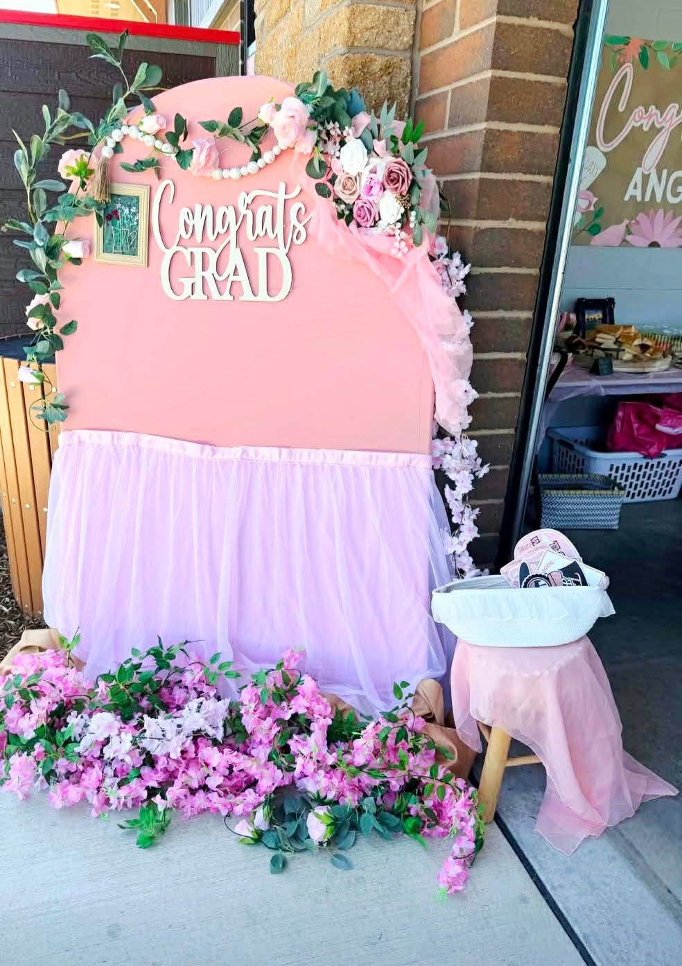 grad party photo booth