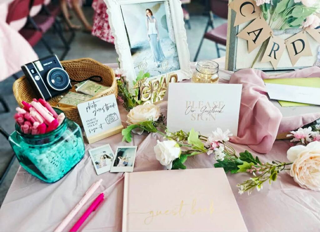 grad party signing book